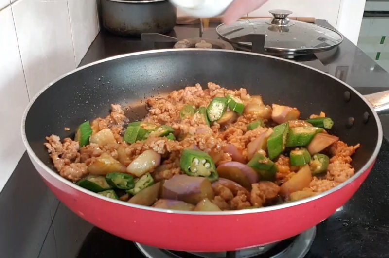 Keto Okra & Eggplant Stir Fry Recipe